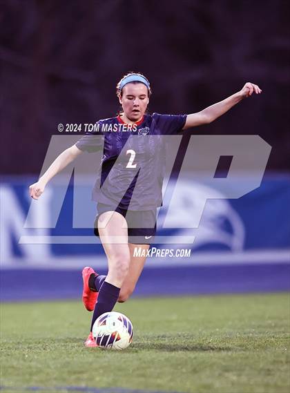 Thumbnail 3 in Covenant Day vs Weddington (Queen City Classic) photogallery.