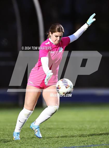 Thumbnail 2 in Covenant Day vs Weddington (Queen City Classic) photogallery.