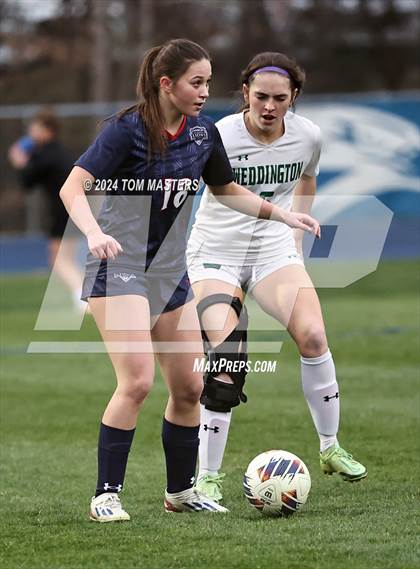 Thumbnail 1 in Covenant Day vs Weddington (Queen City Classic) photogallery.