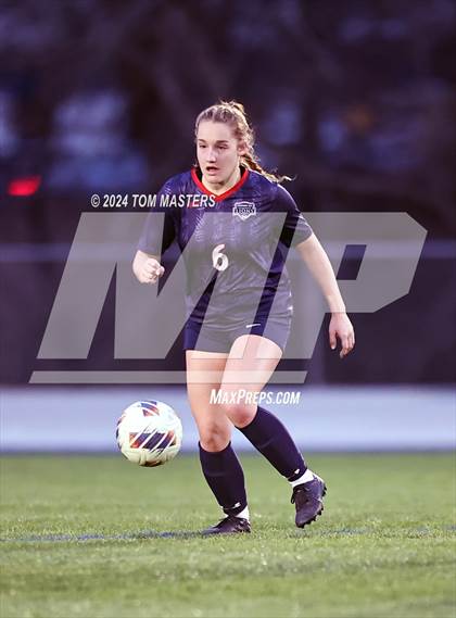 Thumbnail 3 in Covenant Day vs Weddington (Queen City Classic) photogallery.