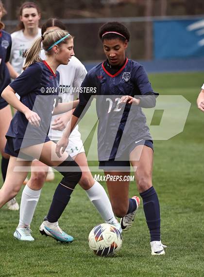 Thumbnail 3 in Covenant Day vs Weddington (Queen City Classic) photogallery.