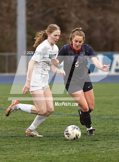 Thumbnail 2 in Covenant Day vs Weddington (Queen City Classic) photogallery.