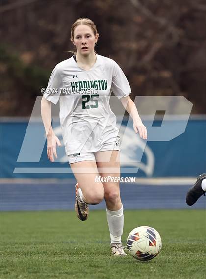 Thumbnail 1 in Covenant Day vs Weddington (Queen City Classic) photogallery.