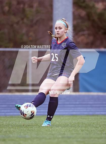 Thumbnail 3 in Covenant Day vs Weddington (Queen City Classic) photogallery.