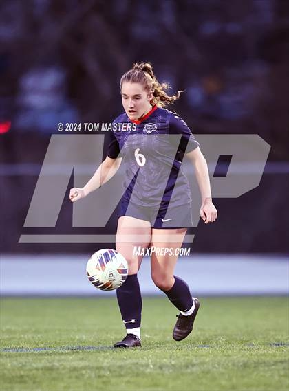 Thumbnail 2 in Covenant Day vs Weddington (Queen City Classic) photogallery.