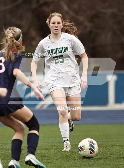 Thumbnail 2 in Covenant Day vs Weddington (Queen City Classic) photogallery.