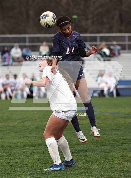Thumbnail 1 in Covenant Day vs Weddington (Queen City Classic) photogallery.
