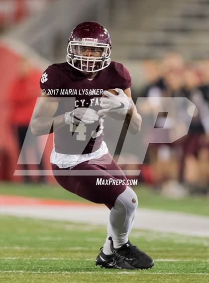Thumbnail 3 in Friendswood vs. Cy-Fair (UIL 6A Regional Playoff) photogallery.