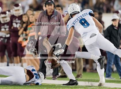 Thumbnail 2 in Friendswood vs. Cy-Fair (UIL 6A Regional Playoff) photogallery.