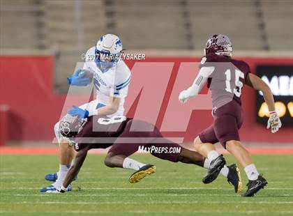 Thumbnail 2 in Friendswood vs. Cy-Fair (UIL 6A Regional Playoff) photogallery.