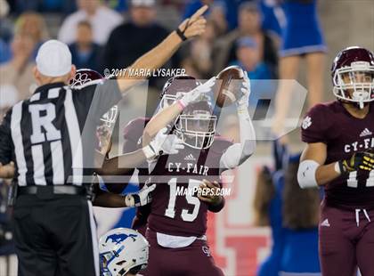 Thumbnail 3 in Friendswood vs. Cy-Fair (UIL 6A Regional Playoff) photogallery.