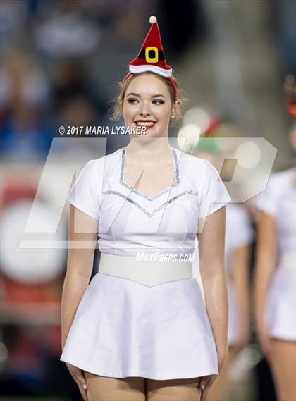 Thumbnail 1 in Friendswood vs. Cy-Fair (UIL 6A Regional Playoff) photogallery.