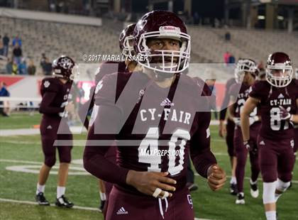 Thumbnail 3 in Friendswood vs. Cy-Fair (UIL 6A Regional Playoff) photogallery.