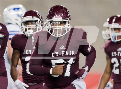 Thumbnail 3 in Friendswood vs. Cy-Fair (UIL 6A Regional Playoff) photogallery.