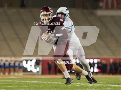 Thumbnail 2 in Friendswood vs. Cy-Fair (UIL 6A Regional Playoff) photogallery.