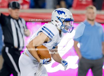 Thumbnail 1 in Friendswood vs. Cy-Fair (UIL 6A Regional Playoff) photogallery.