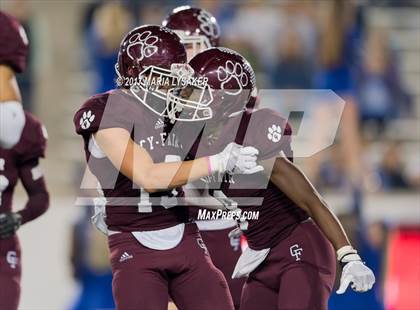 Thumbnail 3 in Friendswood vs. Cy-Fair (UIL 6A Regional Playoff) photogallery.
