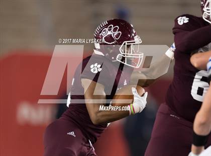 Thumbnail 3 in Friendswood vs. Cy-Fair (UIL 6A Regional Playoff) photogallery.
