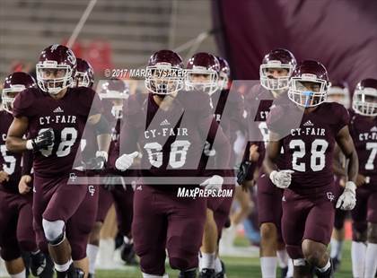 Thumbnail 1 in Friendswood vs. Cy-Fair (UIL 6A Regional Playoff) photogallery.