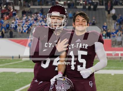 Thumbnail 1 in Friendswood vs. Cy-Fair (UIL 6A Regional Playoff) photogallery.
