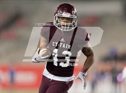 Thumbnail 3 in Friendswood vs. Cy-Fair (UIL 6A Regional Playoff) photogallery.