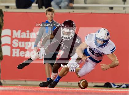 Thumbnail 3 in Friendswood vs. Cy-Fair (UIL 6A Regional Playoff) photogallery.