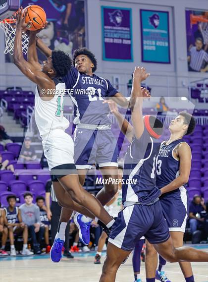 Thumbnail 2 in Myers Park vs Archbishop Stepinac (City of Palms Classic) photogallery.