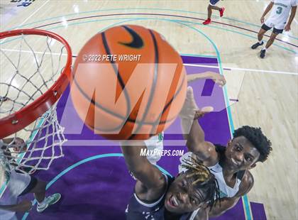 Thumbnail 3 in Myers Park vs Archbishop Stepinac (City of Palms Classic) photogallery.