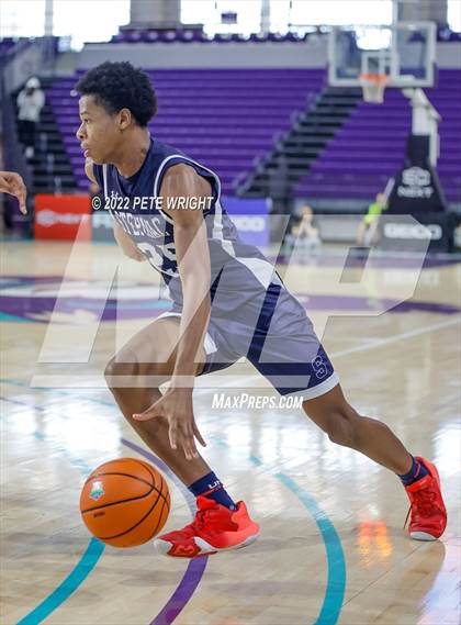 Thumbnail 2 in Myers Park vs Archbishop Stepinac (City of Palms Classic) photogallery.