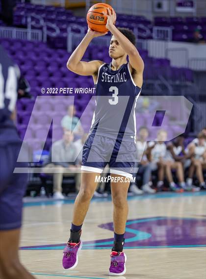 Thumbnail 2 in Myers Park vs Archbishop Stepinac (City of Palms Classic) photogallery.