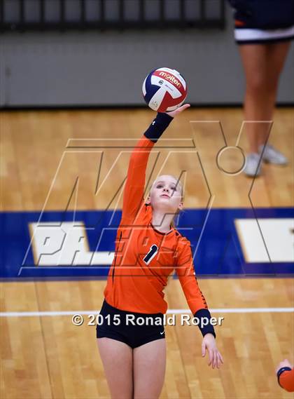 Thumbnail 2 in Wakeland vs. Prosper photogallery.