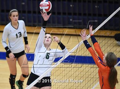 Thumbnail 1 in Wakeland vs. Prosper photogallery.