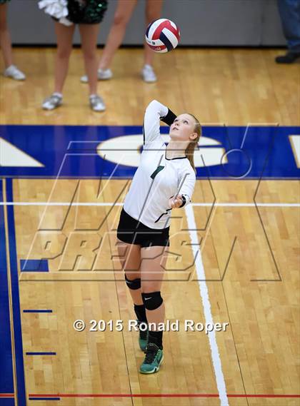 Thumbnail 3 in Wakeland vs. Prosper photogallery.