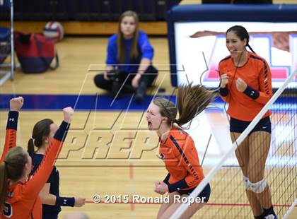 Thumbnail 3 in Wakeland vs. Prosper photogallery.