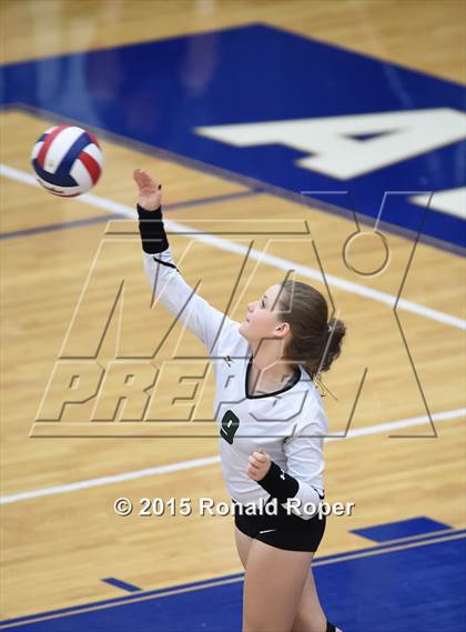 Thumbnail 2 in Wakeland vs. Prosper photogallery.