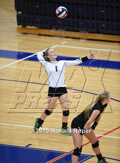 Thumbnail 3 in Wakeland vs. Prosper photogallery.