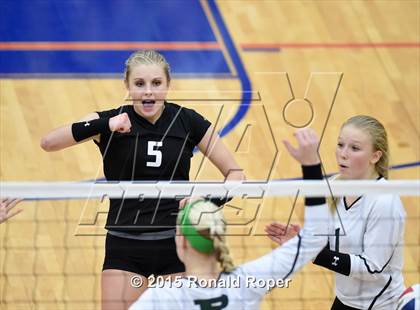 Thumbnail 2 in Wakeland vs. Prosper photogallery.