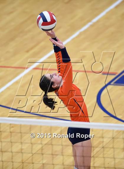 Thumbnail 3 in Wakeland vs. Prosper photogallery.