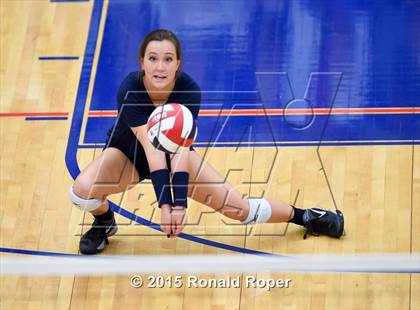 Thumbnail 3 in Wakeland vs. Prosper photogallery.