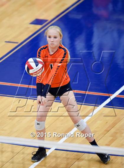 Thumbnail 2 in Wakeland vs. Prosper photogallery.