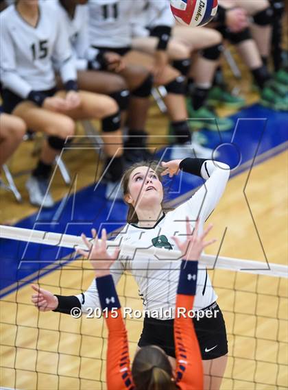 Thumbnail 2 in Wakeland vs. Prosper photogallery.