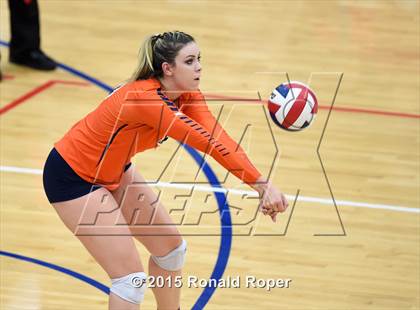 Thumbnail 2 in Wakeland vs. Prosper photogallery.
