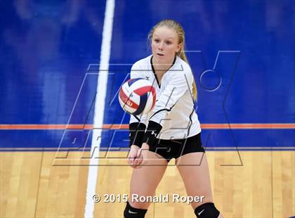 Thumbnail 2 in Wakeland vs. Prosper photogallery.