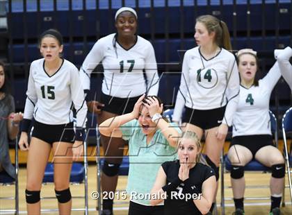Thumbnail 2 in Wakeland vs. Prosper photogallery.