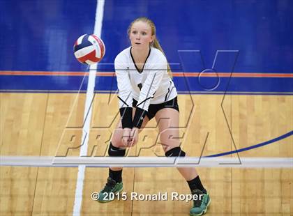 Thumbnail 3 in Wakeland vs. Prosper photogallery.