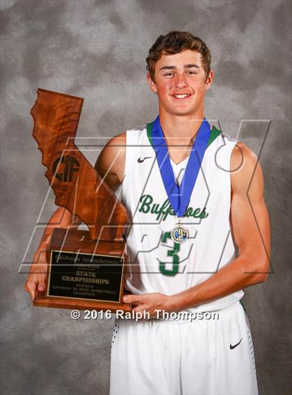 Thumbnail 1 in Manteca (CIF State D3 Award Photos) photogallery.