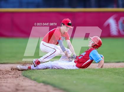 Thumbnail 1 in North Scott @ Dubuque Senior photogallery.