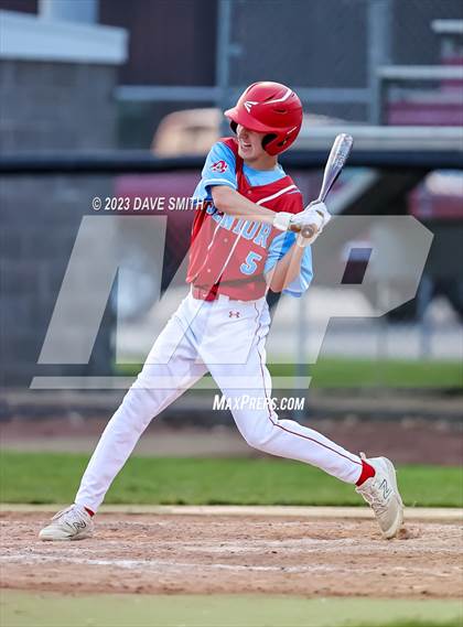 Thumbnail 2 in North Scott @ Dubuque Senior photogallery.