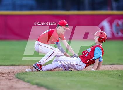 Thumbnail 3 in North Scott @ Dubuque Senior photogallery.
