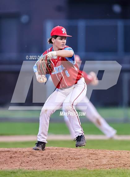 Thumbnail 3 in North Scott @ Dubuque Senior photogallery.